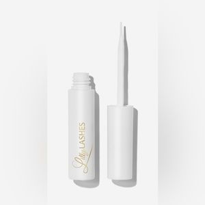 LILLY LASHES BRUSH ON LASH ADHESIVE CLEAR